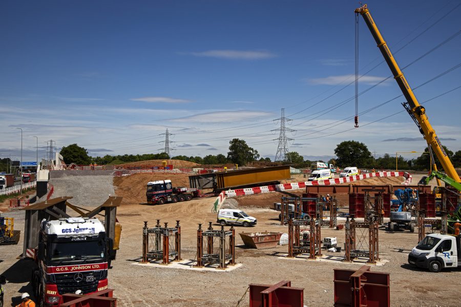 The first of a planned eighteen deliveries of large girders arrived at the Interchange site near Birmingham Airport on 19 May 2020, where LM is leading the construction of a major new bridge across the busy M42 motorway.