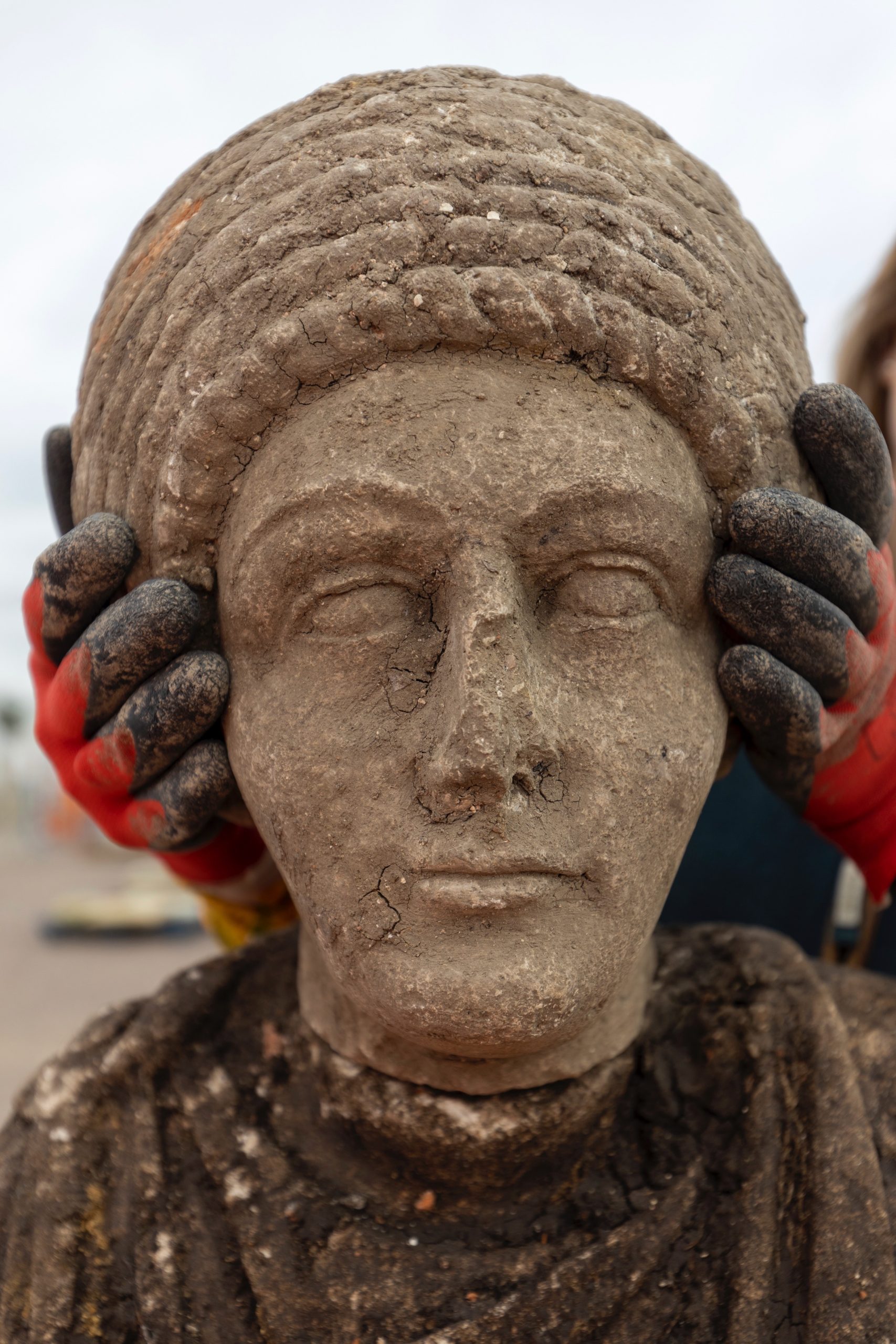 Incredible rare Roman statues found in HS2 dig_HS2VL31505 HS2