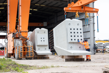 Thumbnail 4 of Thame Valley Viaduct beam lift