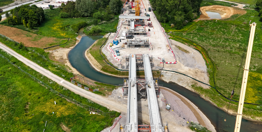 Edgcote viaduct piers installation complete (May 2025)