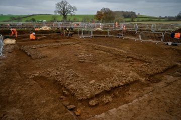 Thumbnail 3 of A wall of domestic building uncovered during the excavation of Blackgrounds, a Roman trading settlement.