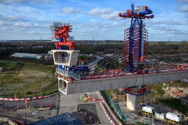 Precast segmental viaduct